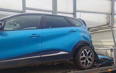 Renault Kaptur I рестайлинг, 2017 год, 350 000 рублей, 4 фотография