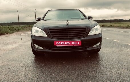 Mercedes-Benz S-Класс, 2008 год, 1 500 000 рублей, 3 фотография
