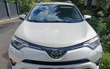 Toyota RAV4, 2017 год, 3 000 000 рублей, 1 фотография