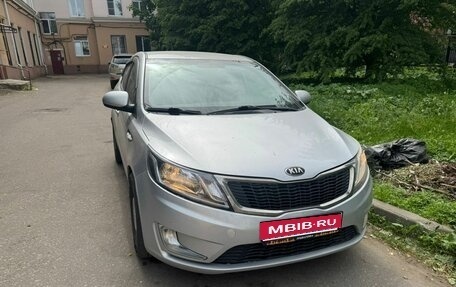 KIA Rio III рестайлинг, 2013 год, 460 000 рублей, 1 фотография