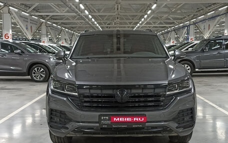 Volkswagen Touareg III, 2022 год, 7 800 000 рублей, 2 фотография
