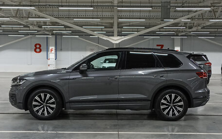 Volkswagen Touareg III, 2022 год, 7 800 000 рублей, 8 фотография