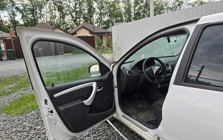 Renault Sandero I, 2013 год, 200 000 рублей, 10 фотография
