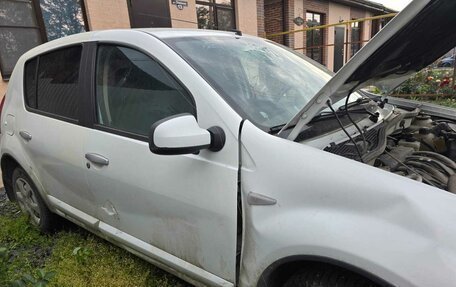 Renault Sandero I, 2013 год, 200 000 рублей, 18 фотография