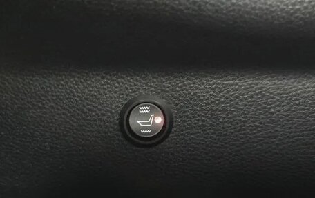 Toyota Prius IV XW50, 2023 год, 3 330 000 рублей, 3 фотография