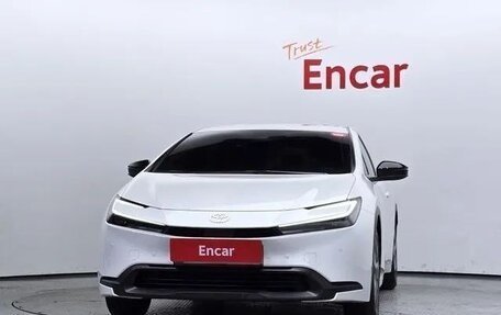 Toyota Prius IV XW50, 2023 год, 3 330 000 рублей, 19 фотография