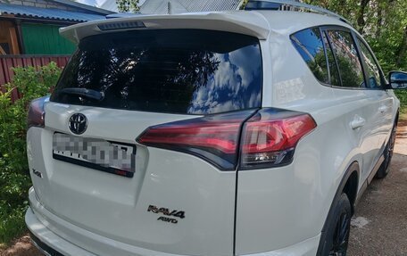 Toyota RAV4, 2017 год, 3 000 000 рублей, 3 фотография