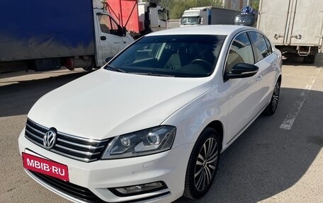 Volkswagen Passat B7, 2014 год, 1 270 000 рублей, 2 фотография