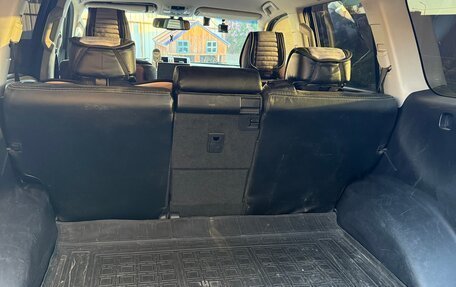 Toyota Land Cruiser Prado 150 рестайлинг 2, 2015 год, 3 600 000 рублей, 12 фотография