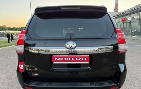 Toyota Land Cruiser Prado 150 рестайлинг 2, 2015 год, 3 600 000 рублей, 6 фотография