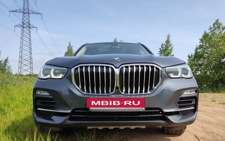 BMW X5, 2019 год, 6 800 000 рублей, 3 фотография