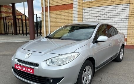 Renault Fluence I, 2013 год, 750 000 рублей, 2 фотография