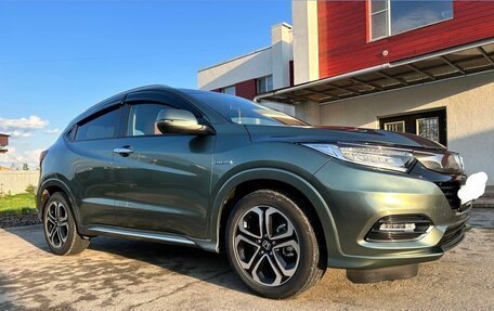 Honda Vezel, 2018 год, 1 850 000 рублей, 4 фотография