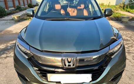 Honda Vezel, 2018 год, 1 850 000 рублей, 3 фотография