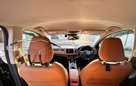 Honda Vezel, 2018 год, 1 850 000 рублей, 23 фотография