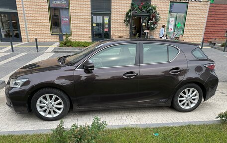 Lexus CT I рестайлинг, 2011 год, 1 300 000 рублей, 3 фотография