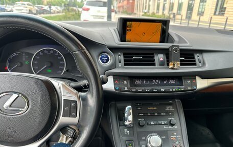 Lexus CT I рестайлинг, 2011 год, 1 300 000 рублей, 11 фотография