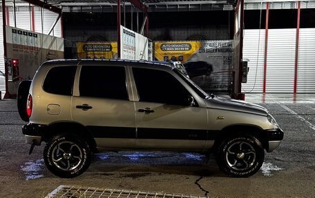 Chevrolet Niva I рестайлинг, 2004 год, 400 000 рублей, 8 фотография