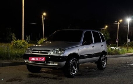 Chevrolet Niva I рестайлинг, 2004 год, 400 000 рублей, 4 фотография