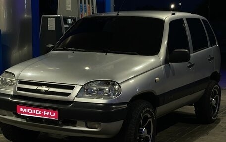 Chevrolet Niva I рестайлинг, 2004 год, 400 000 рублей, 2 фотография