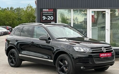 Volkswagen Touareg III, 2011 год, 2 149 000 рублей, 3 фотография
