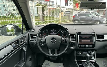 Volkswagen Touareg III, 2011 год, 2 149 000 рублей, 10 фотография