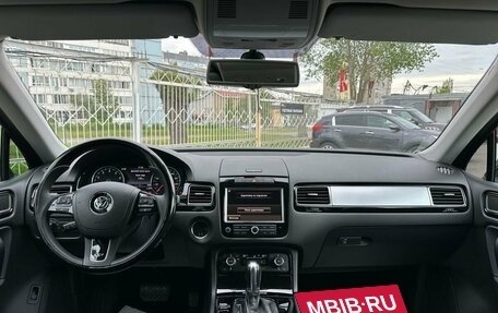 Volkswagen Touareg III, 2011 год, 2 149 000 рублей, 11 фотография