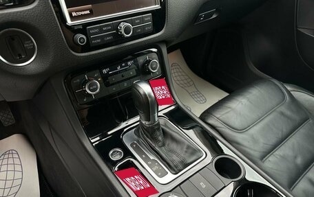 Volkswagen Touareg III, 2011 год, 2 149 000 рублей, 21 фотография