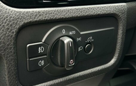 Volkswagen Touareg III, 2011 год, 2 149 000 рублей, 28 фотография