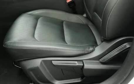 Geely Emgrand, 2022 год, 1 200 334 рублей, 11 фотография