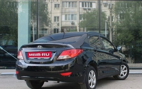 Hyundai Solaris II рестайлинг, 2011 год, 645 000 рублей, 5 фотография
