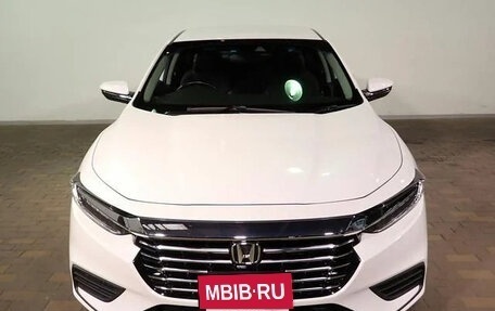 Honda Insight III, 2022 год, 2 000 000 рублей, 2 фотография