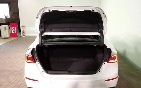Honda Insight III, 2022 год, 2 000 000 рублей, 17 фотография