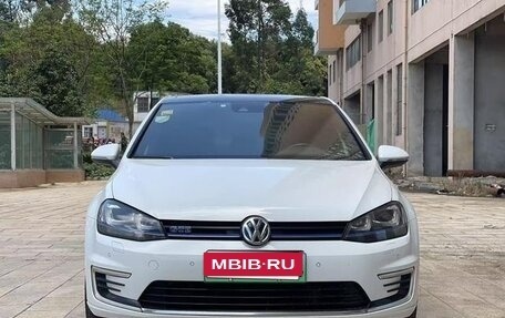 Volkswagen Golf VII, 2015 год, 1 450 035 рублей, 2 фотография
