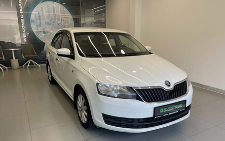 Skoda Rapid I, 2015 год, 940 000 рублей, 3 фотография