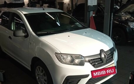 Renault Logan II, 2019 год, 830 000 рублей, 2 фотография