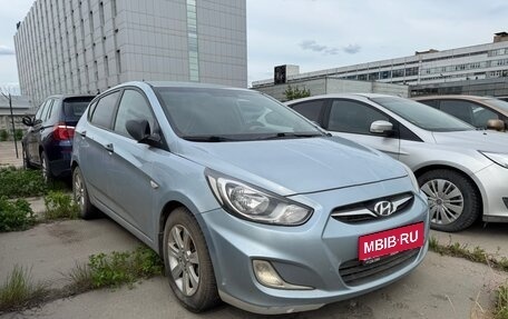 Hyundai Solaris II рестайлинг, 2013 год, 675 000 рублей, 1 фотография
