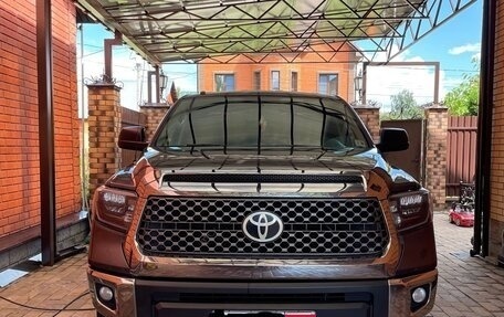 Toyota Tundra II, 2014 год, 4 850 000 рублей, 1 фотография