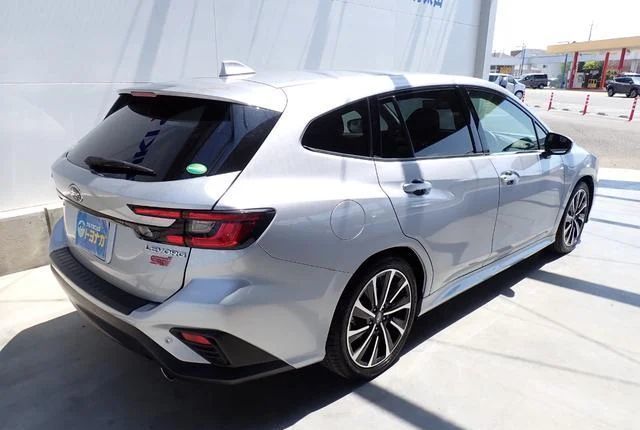 Subaru Levorg, 2021 год, 1 750 000 рублей, 3 фотография