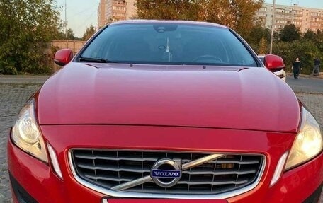 Volvo S60 III, 2012 год, 950 000 рублей, 3 фотография
