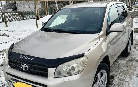 Toyota RAV4, 2006 год, 1 050 000 рублей, 2 фотография