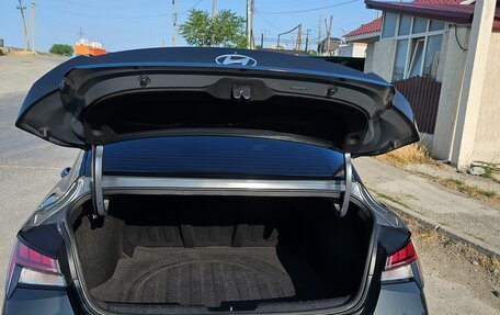 Hyundai Elantra, 2023 год, 2 120 000 рублей, 7 фотография