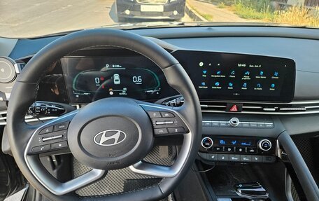 Hyundai Elantra, 2023 год, 2 120 000 рублей, 10 фотография