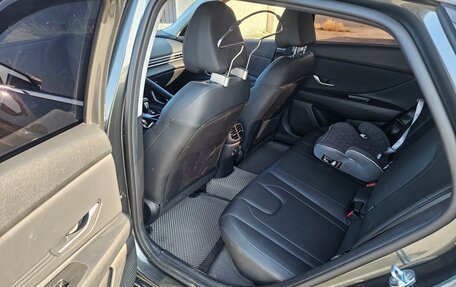 Hyundai Elantra, 2023 год, 2 120 000 рублей, 13 фотография