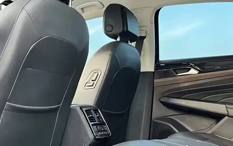 Volkswagen Passat B8 рестайлинг, 2021 год, 2 030 000 рублей, 5 фотография