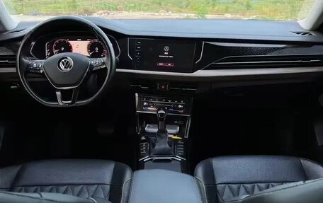 Volkswagen Passat B8 рестайлинг, 2021 год, 2 030 000 рублей, 3 фотография
