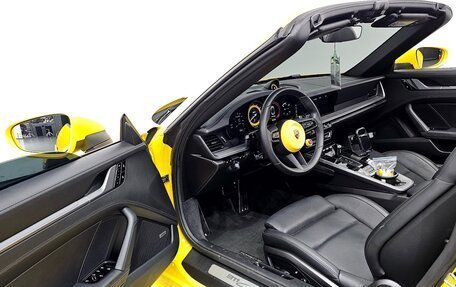 Porsche 911, 2021 год, 11 870 000 рублей, 10 фотография