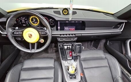 Porsche 911, 2021 год, 11 870 000 рублей, 7 фотография