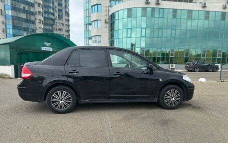 Nissan Tiida, 2010 год, 900 000 рублей, 3 фотография