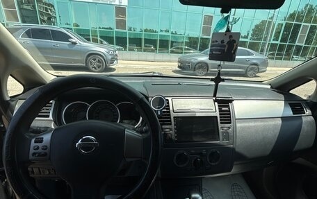 Nissan Tiida, 2010 год, 900 000 рублей, 12 фотография